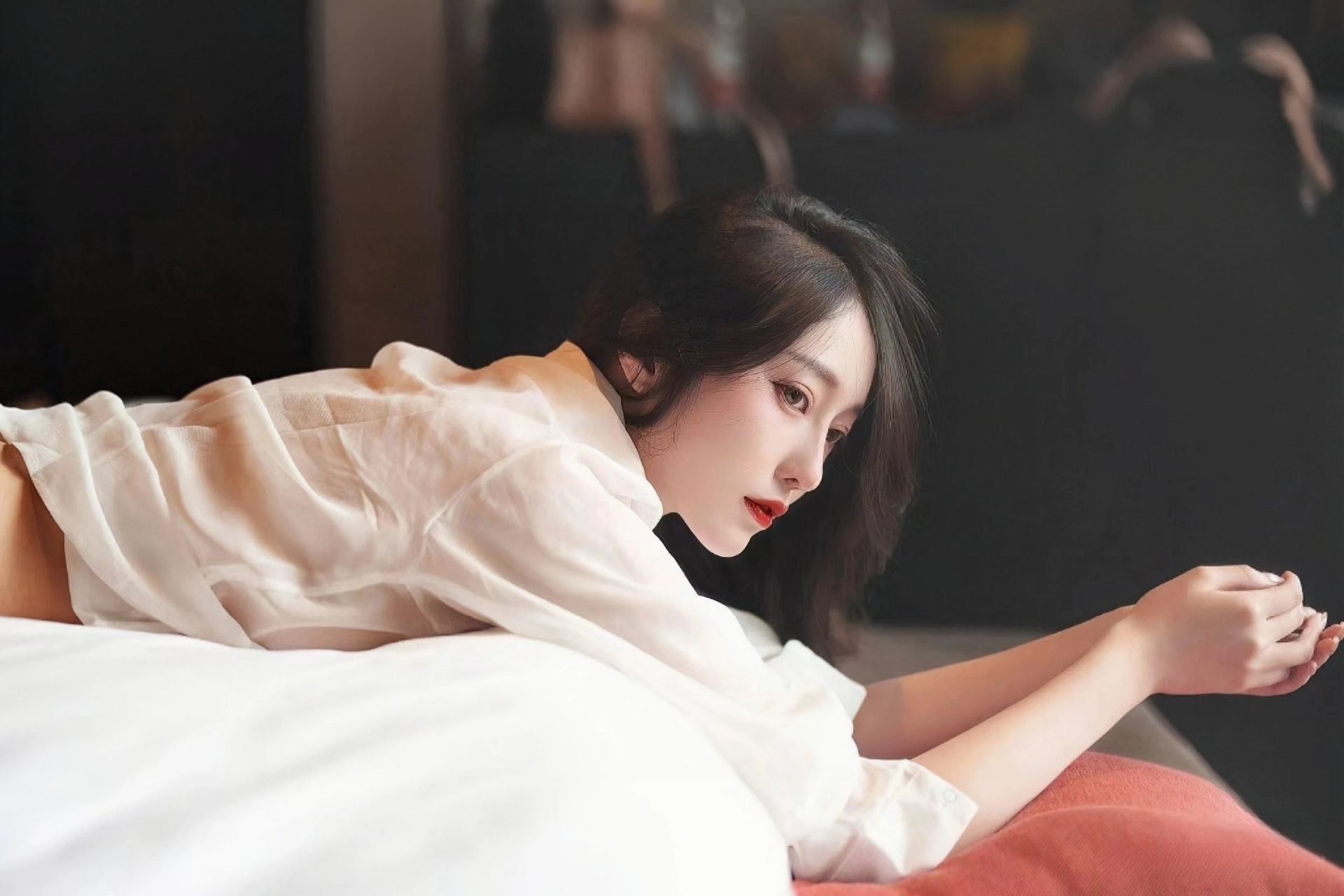 黄仁勋回应与雷军见面聊了啥